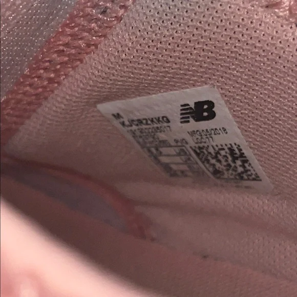 New Balance Fresh Foam Pink Womens 6.5 Running Shoes Casual - Picture 7 of 7
